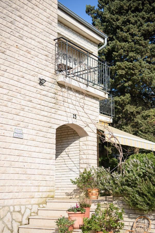 Villa Claudia Beach Apartment Премантура Экстерьер фото