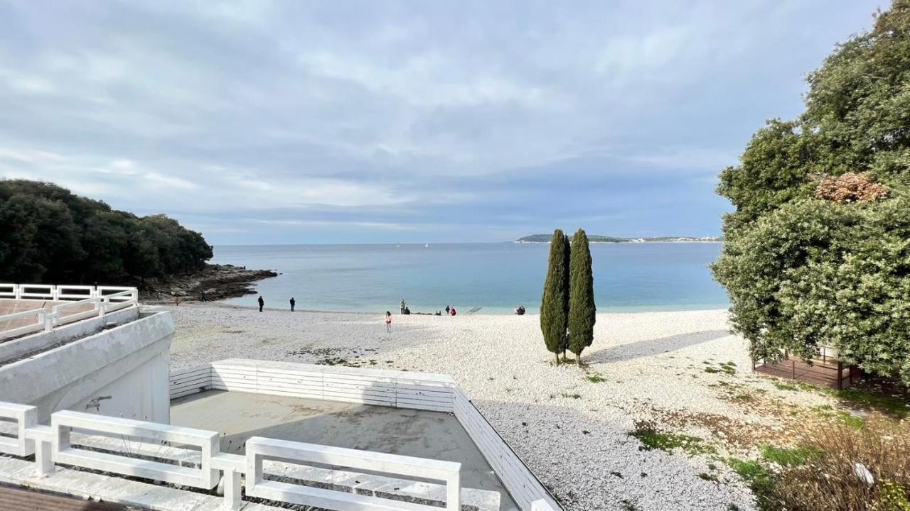 Villa Claudia Beach Apartment Премантура Экстерьер фото
